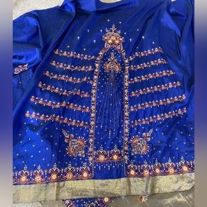 Preloved pure kanjivaram  silk saree with hand work on pallu and pleats .